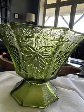 Vintage Anchor Hocking Green Glass Pedestal Bowl